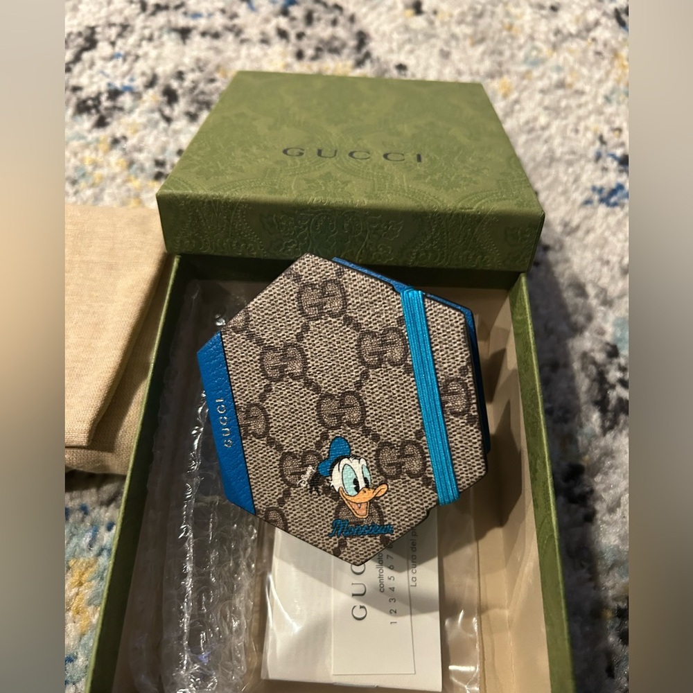 Gucci Disney x Gucci Donald Duck Hexagonal Sticky Notes
